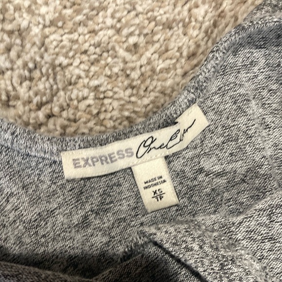 Express Jumpsuit and Romper Set in Coral and Gray - Picture 3 of 6